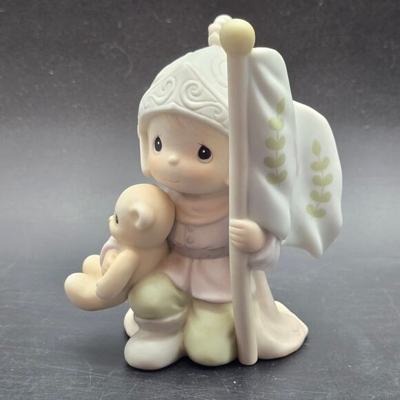 Precious Moments Knight Soldier Figurine 1992 This Land is Our Land - Picture 1 of 6